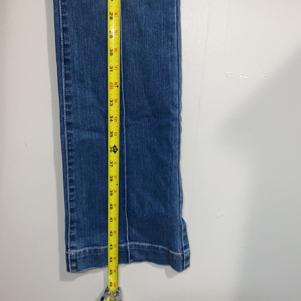 🎈NWT New York & Company Low Rise Bootcut jeans! - Picture 4 of 9